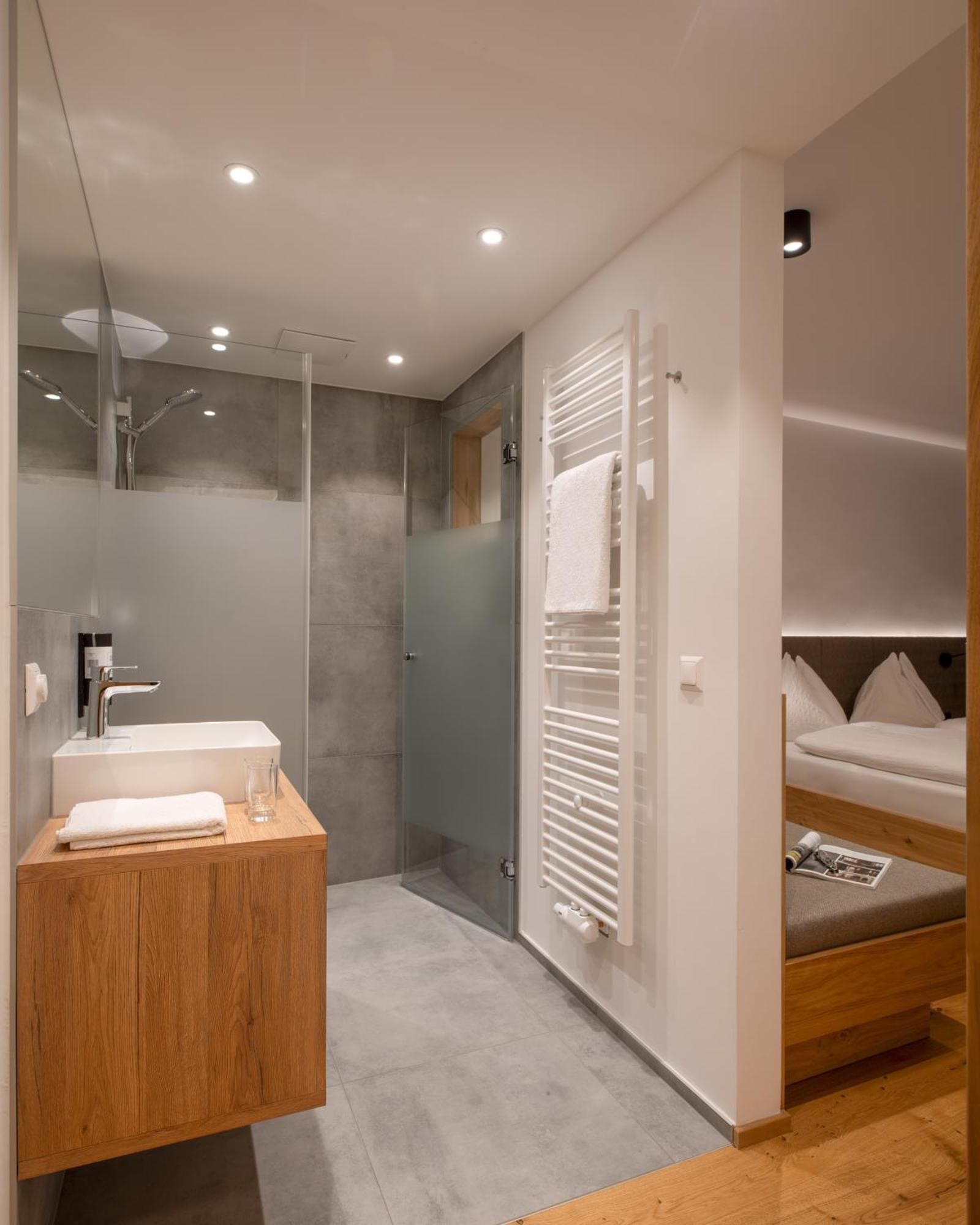 Resort Neusacher Moser 3*